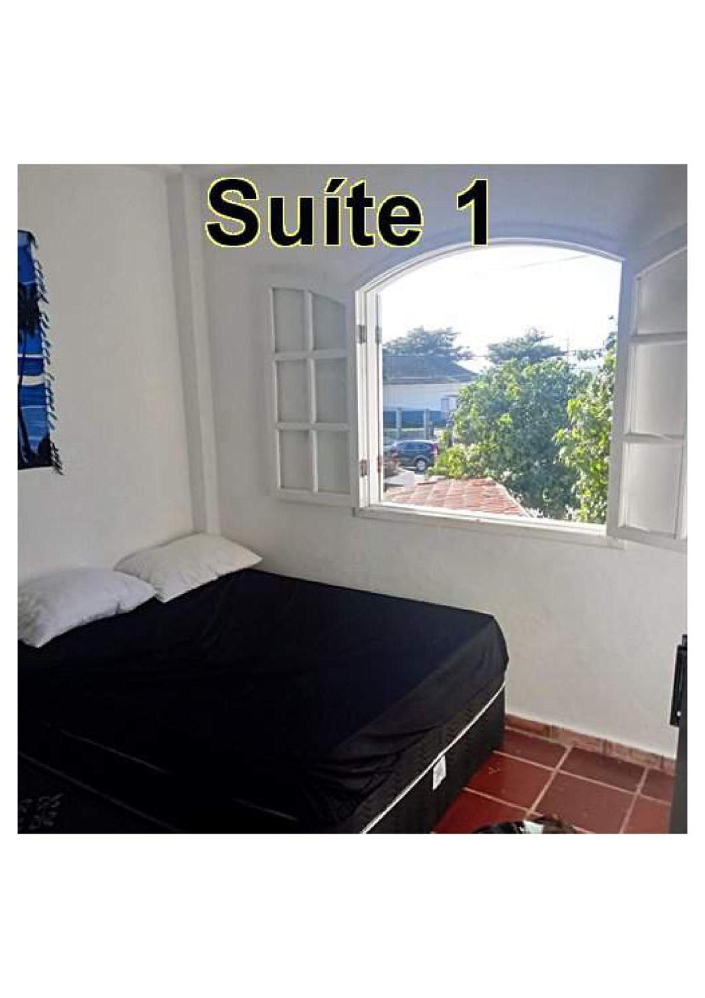 Suites Praia Dos Anjos アハイアウ・ド・カボ エクステリア 写真